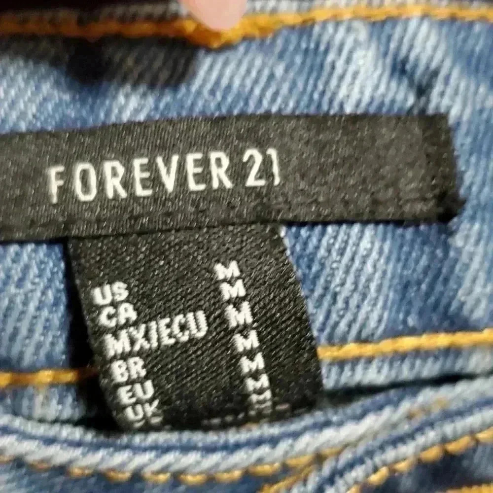 ☆☆☆F-21 Denim skirt - Picture 3 of 6